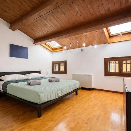 Centro 8 Ospiti, 2 Bagni *