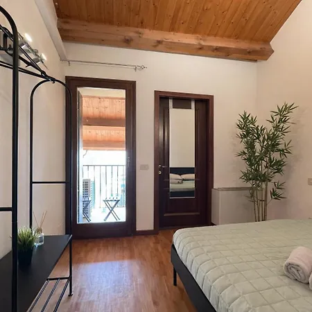 Centro 8 Ospiti, 2 Bagni *