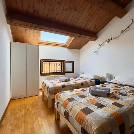 Centro 8 Ospiti, 2 Bagni Apartamento