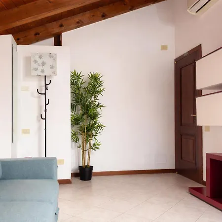 Centro 8 Ospiti, 2 Bagni *